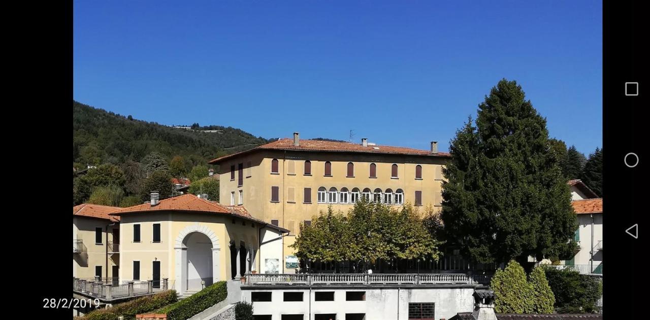 Готель Residenza Santa Valeria Caglio Екстер'єр фото